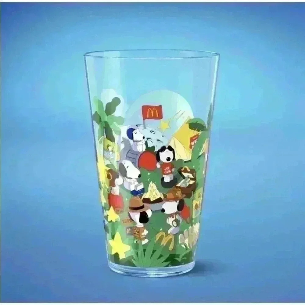 New SNOOPY X HELLO KITTY MCDonalds Collector Cup - Picture 2 of 5